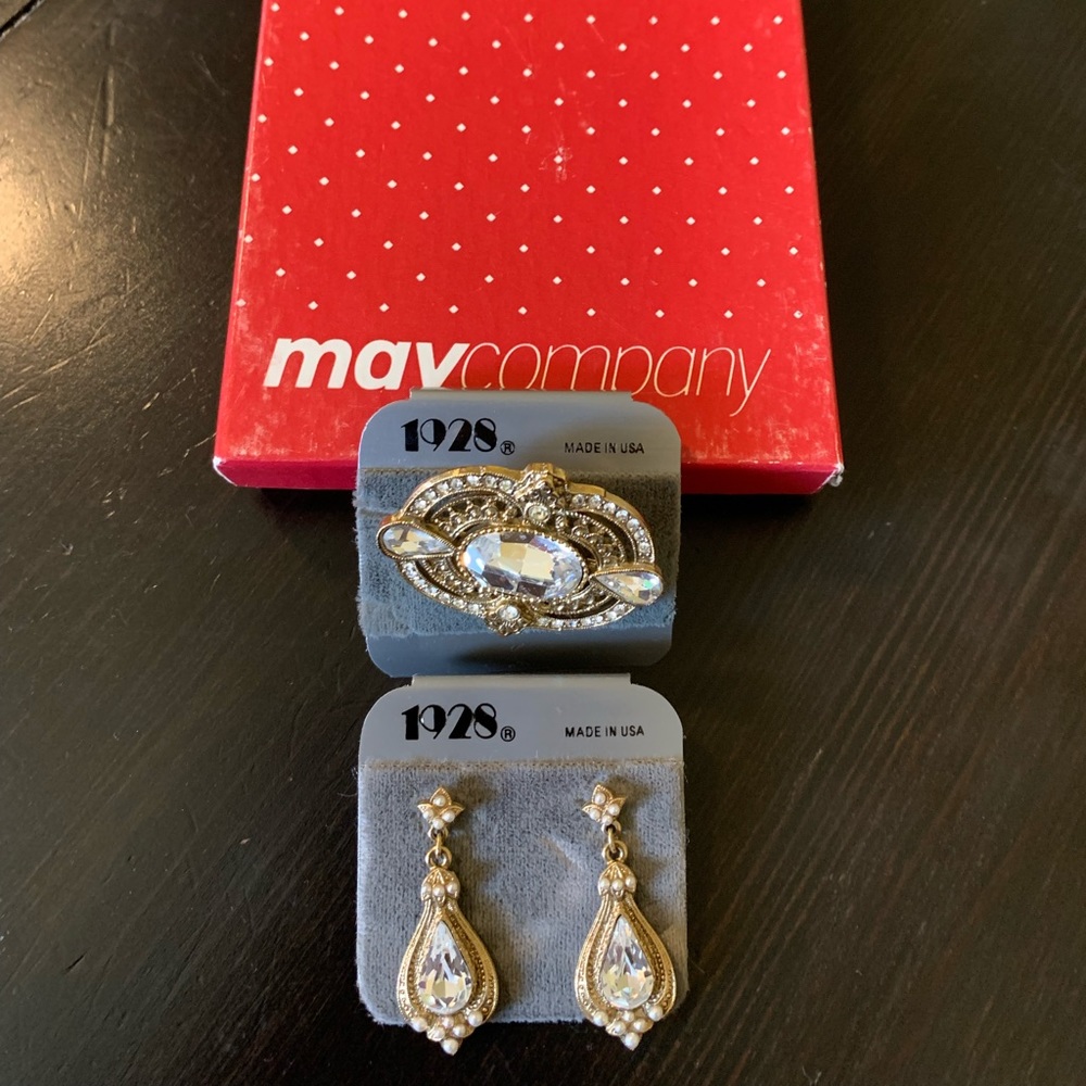 Vintage 1928 Jewelry Earrings and Brooch